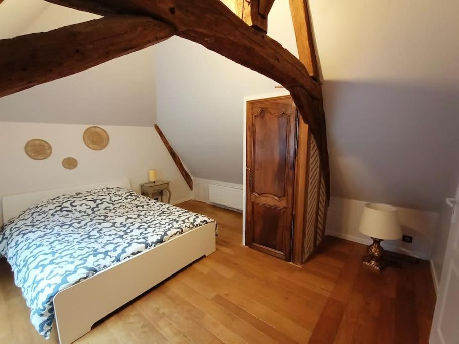 Gite Avec Vue Sur L'Indre Artannes-sur-Indre Exterior foto