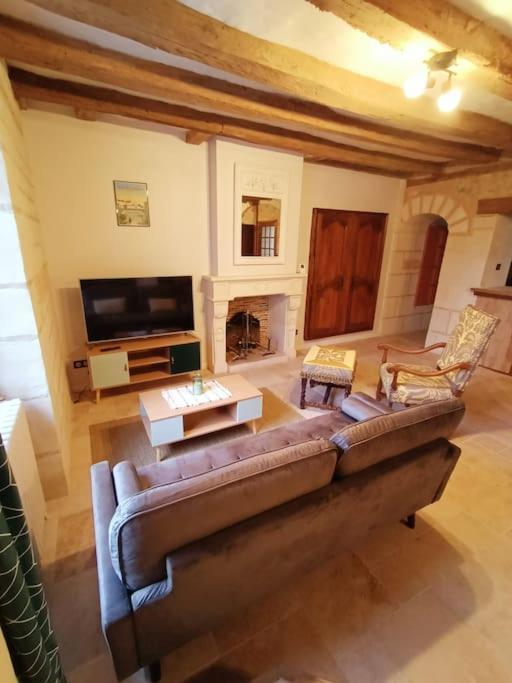 Gite Avec Vue Sur L'Indre Artannes-sur-Indre Exterior foto